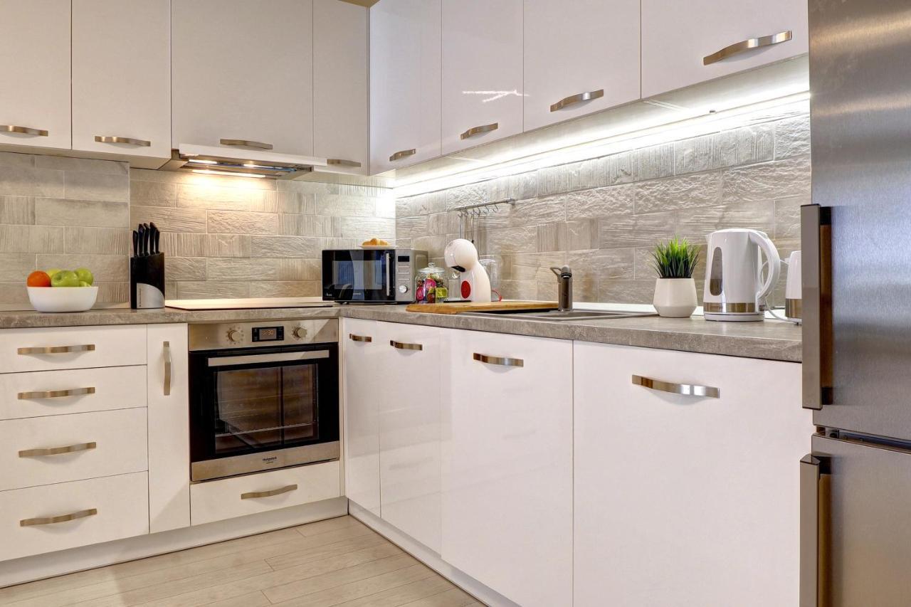Luxury Center Apartments In Grand Karavel Varna Esterno foto